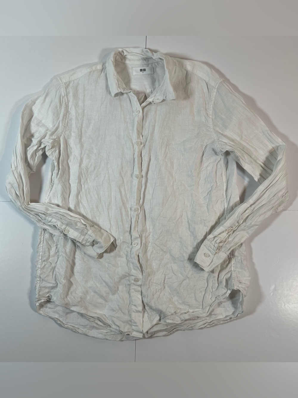 Uniqlo White Linen Button Up Shirt‎ Size M
